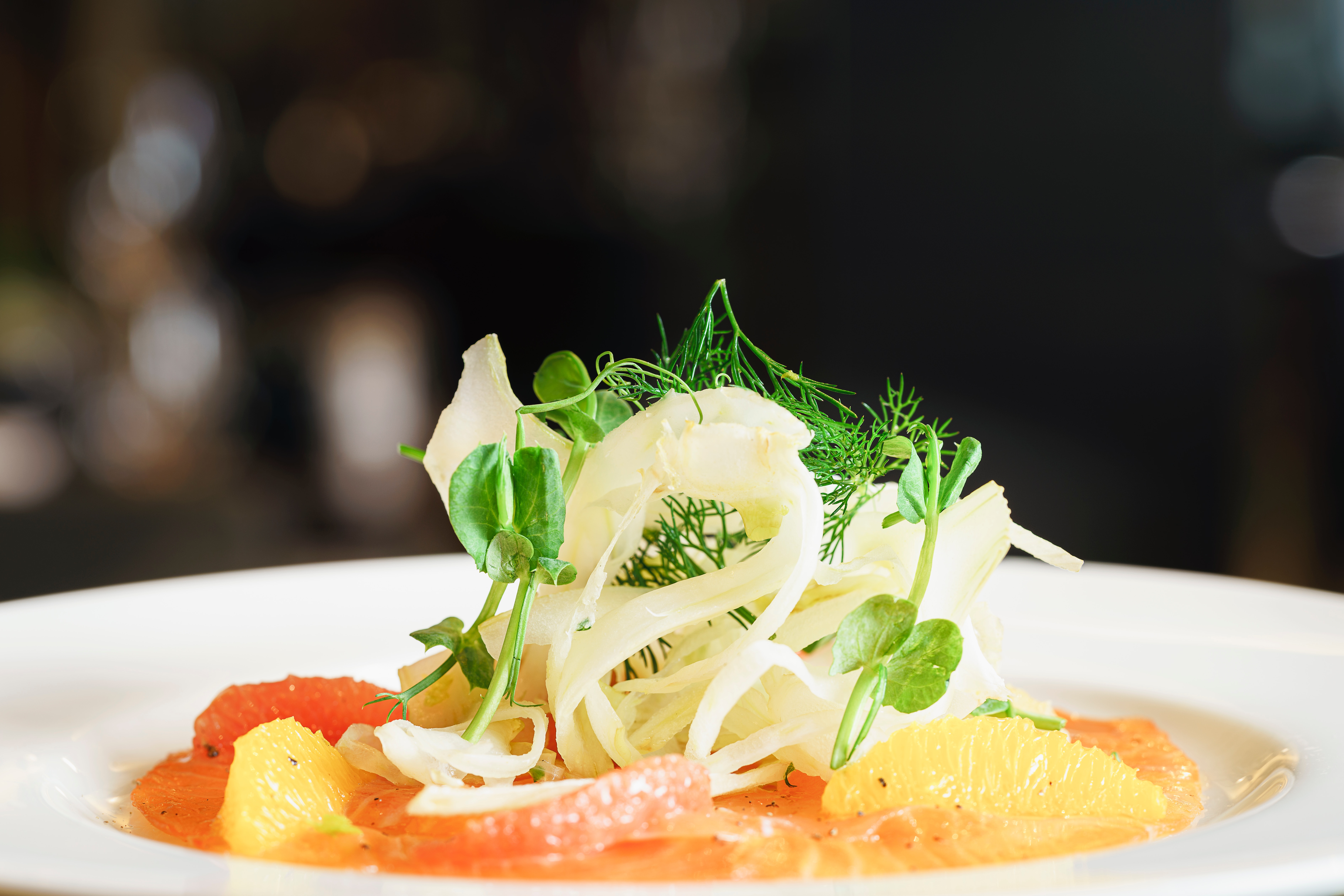 classic tartare in a white plate